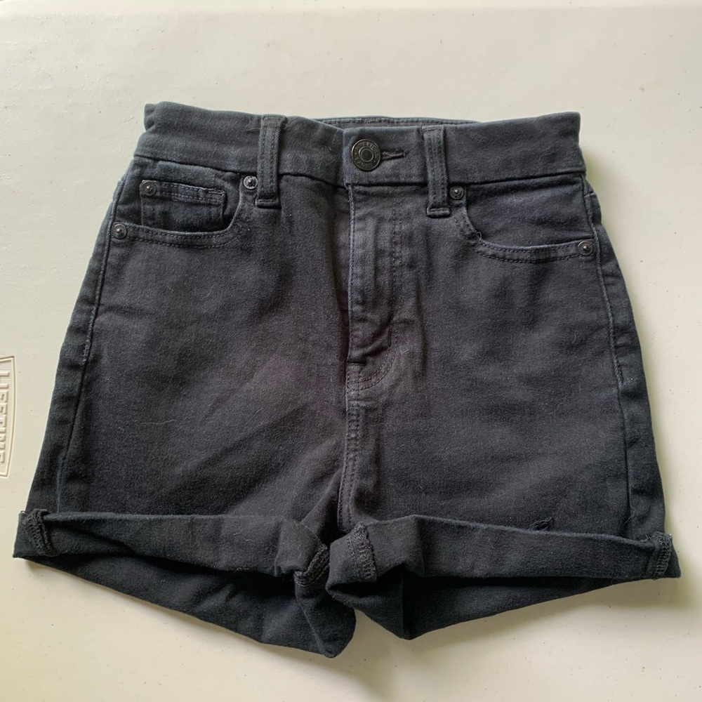 American Eagle next level stretch curvy hi-rise shortie black size 00